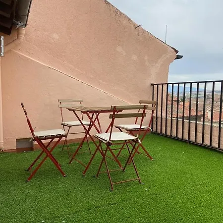 Precioso Apartamento Con Terraza.